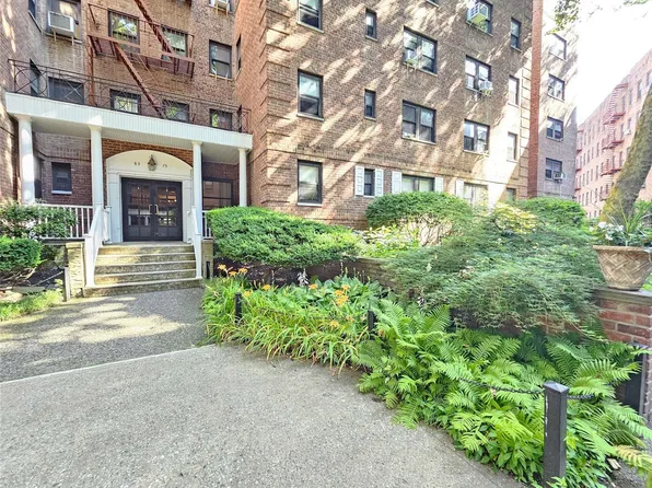 83-75 118th Street #5A, Kew Gardens, NY 11415