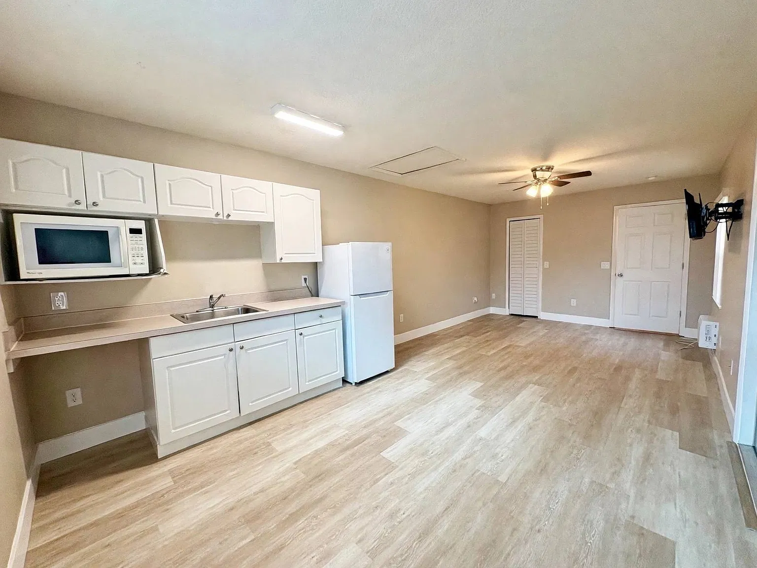 125 Orchid Dr — Photo 2