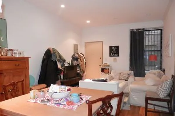 Rented by ArdorNY | media 5