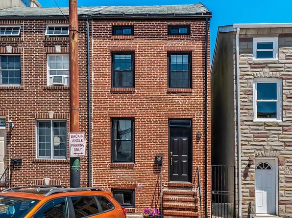 1211 S Clinton St, Baltimore, MD 21224