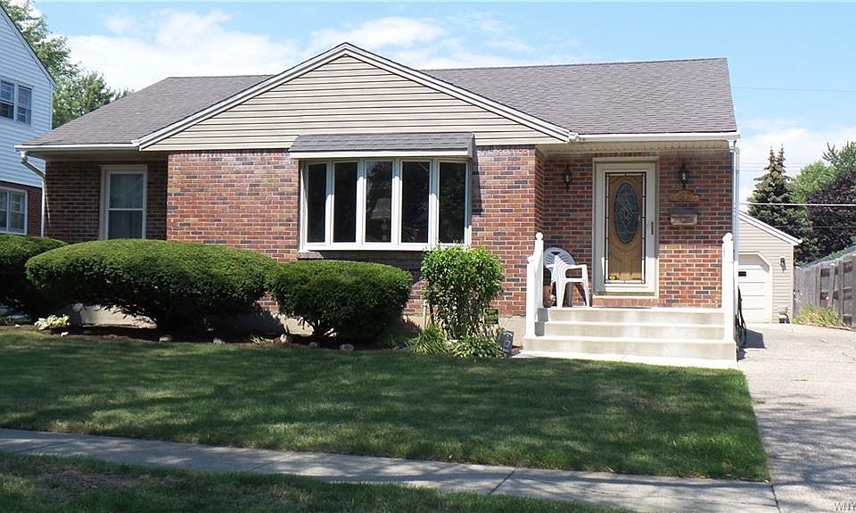 1st image of 26 Moore Ave