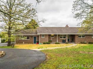 665 Lakeview Dr, Camdenton, MO 65020