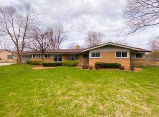 7890 N Mohawk Rd, Milwaukee, WI 53217