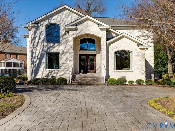 10 Tow Path Cir, Richmond, VA 23221