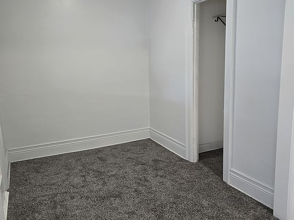 4th image of 516 Woodlawn Ave