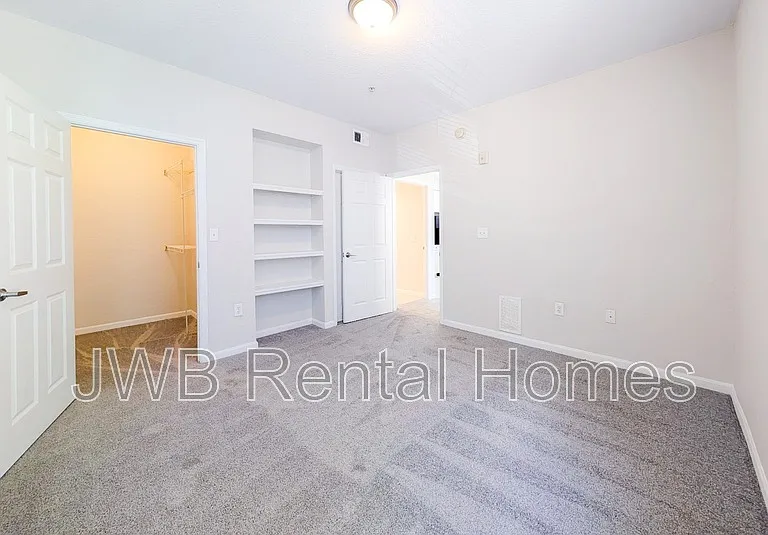 8539 Gate Pkwy W #1525 — Photo 12