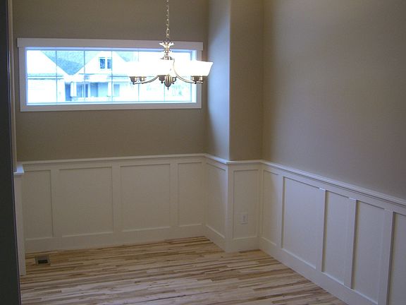 FORMAL DINING