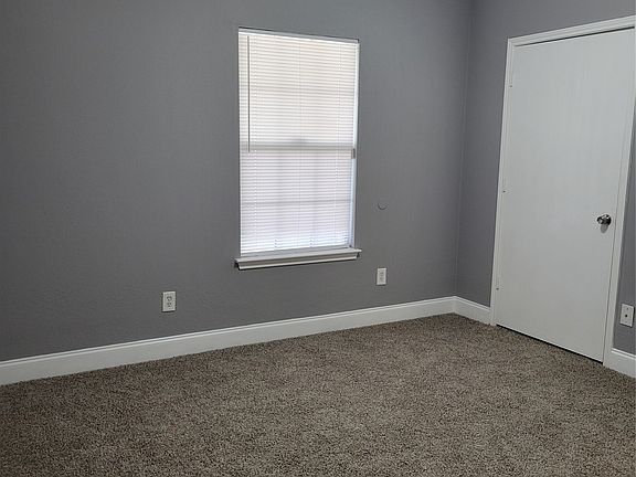 5th image of 4027 Ramona Ave