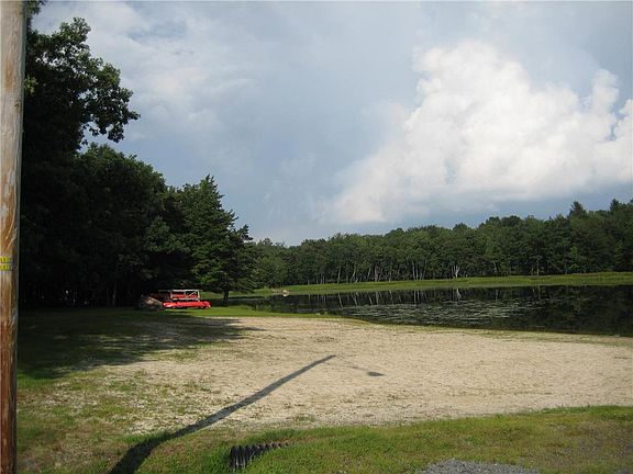 5th image of Upper Notch Rd