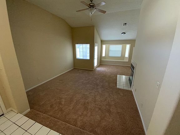3rd image of 3320 Buffalo Narrows Cir