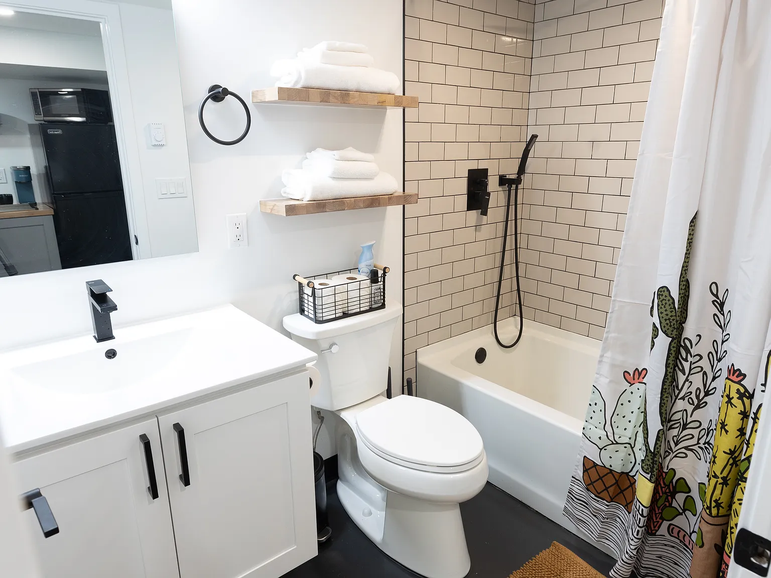 1 bed, 410 sqft, $1,600 — Photo 4