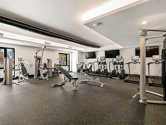 5th image of 325 Lafayette Ave APT 5T
