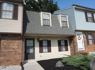 42 Kitty Hawk Sq, Lynchburg, VA 24502