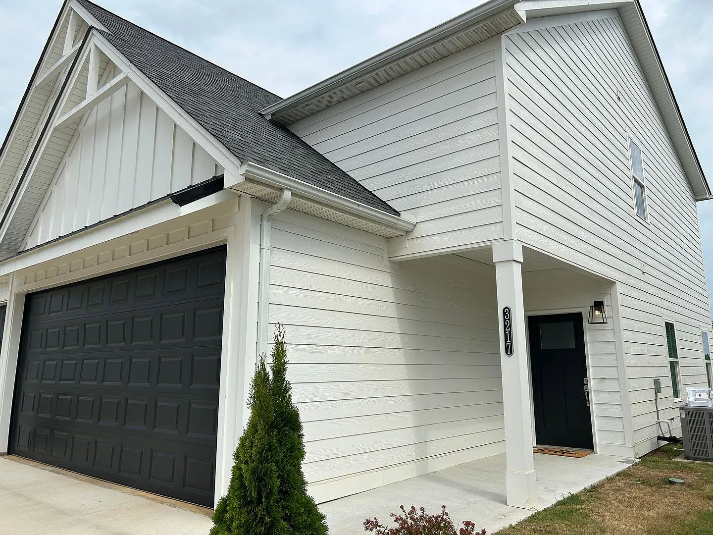 Cleveland Townhome! — Photo 1