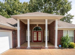59 Castlegate Dr, Jackson, TN 38305