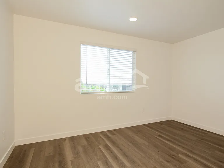 12631 W Flynn Ln — Photo 16