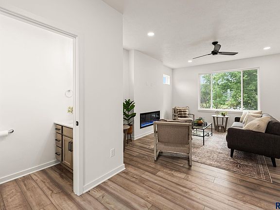 5th image of 5405 W Cushman St