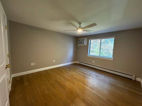 70 Old Town Rd UNIT 309