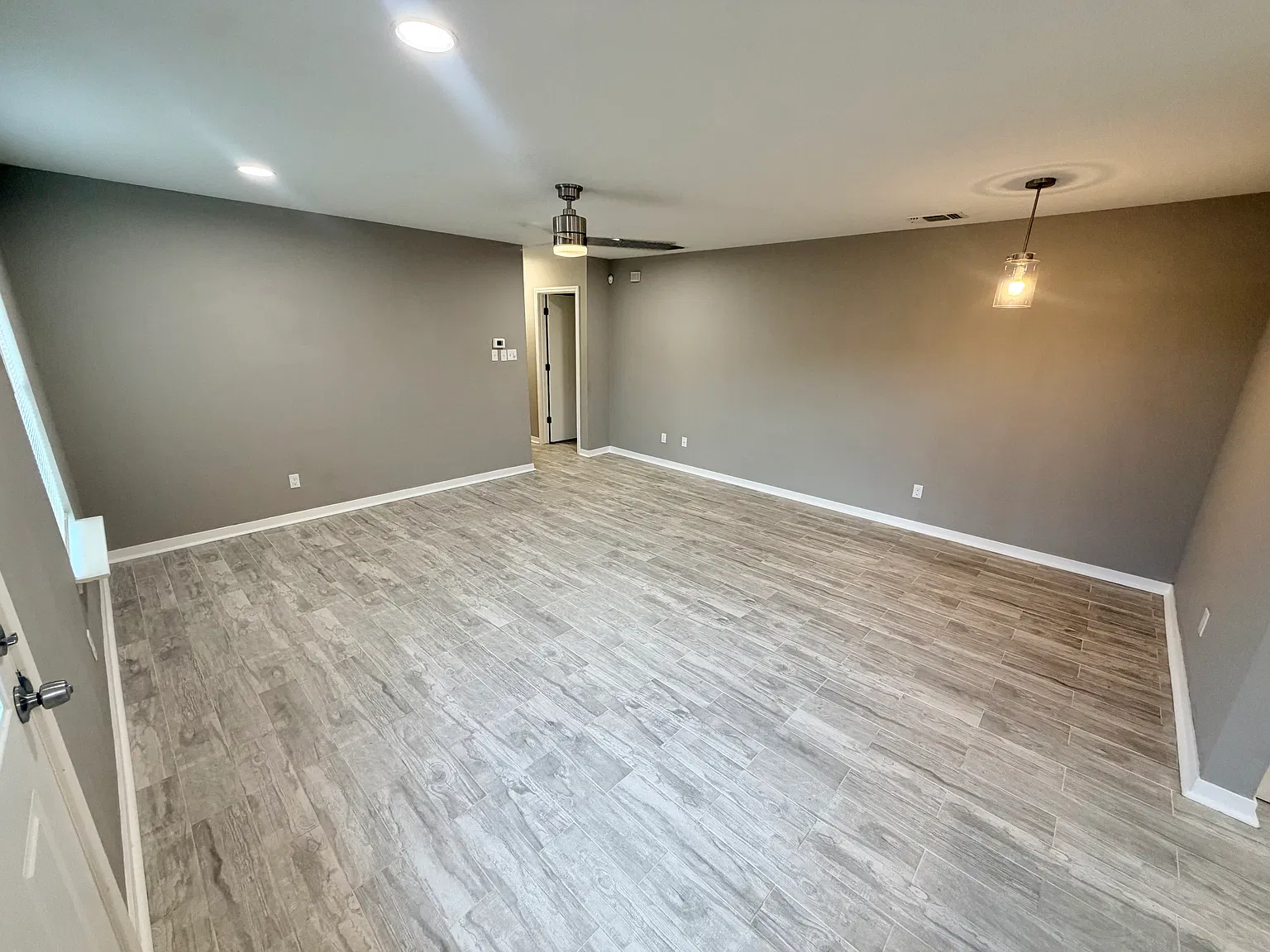 3 bed, 1200 sqft, $1,650 — Photo 4