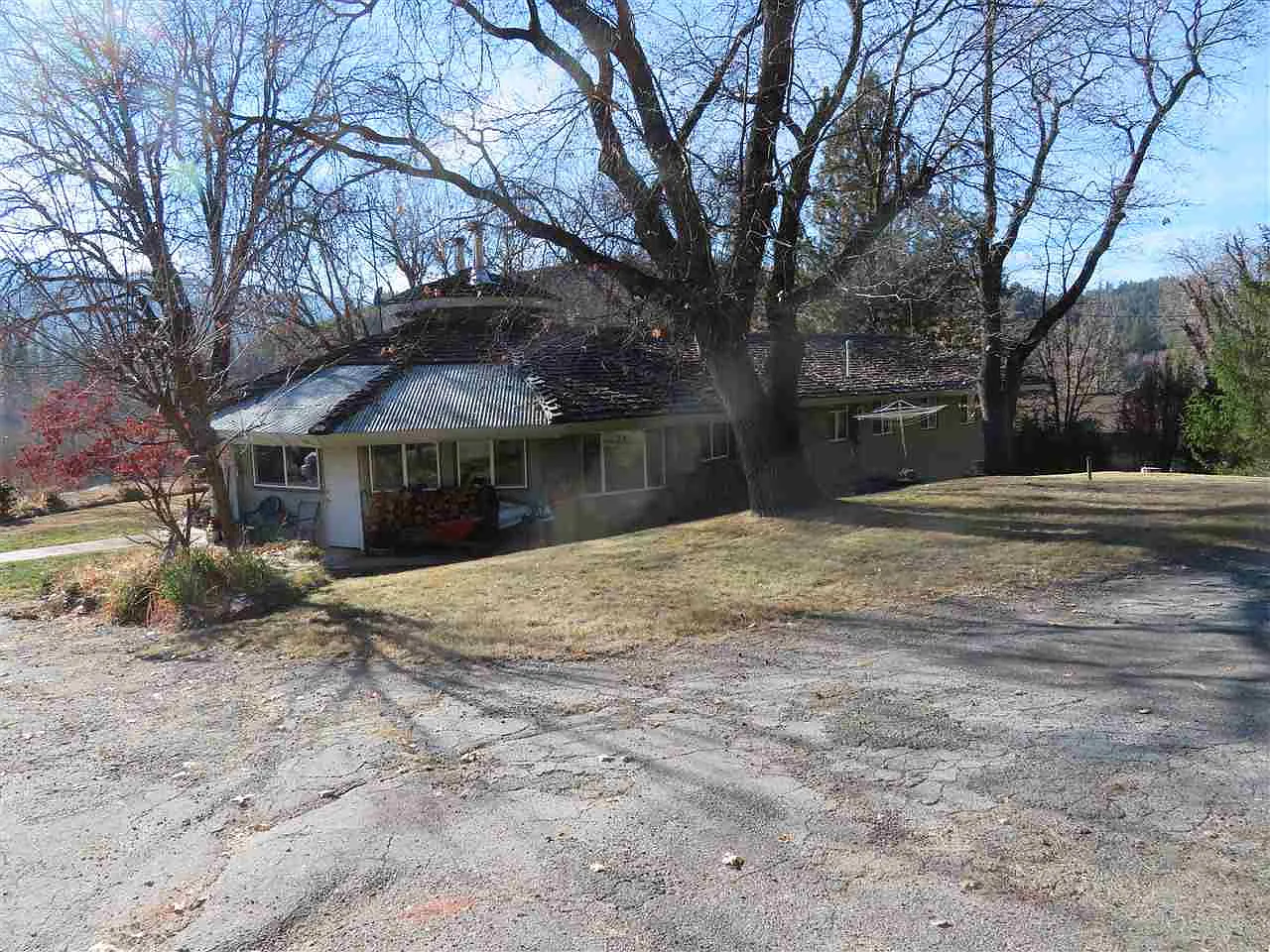 185 Chandler Rd photo 1