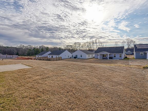 2nd image of 914 Riverland Woods Trl
