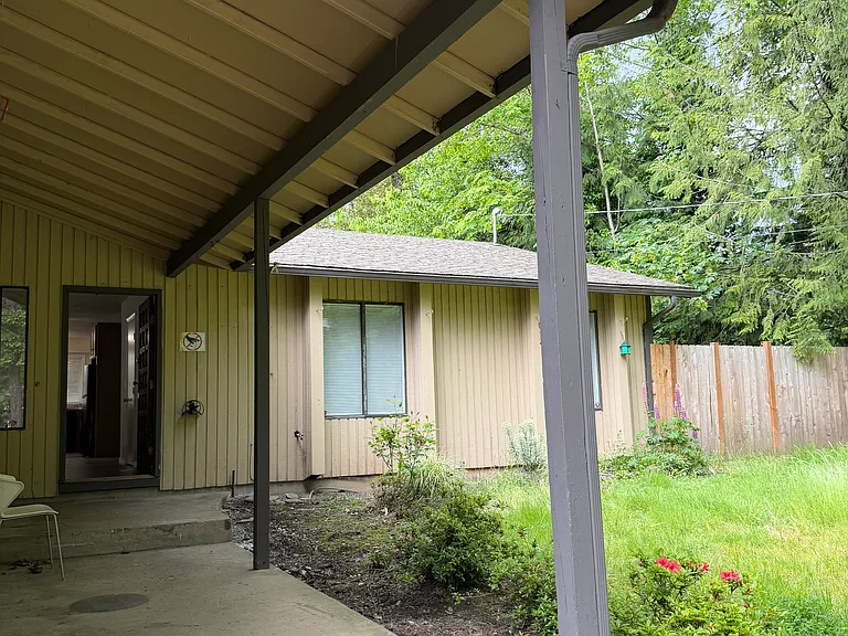 11407 SW 35th Ave — Photo 45
