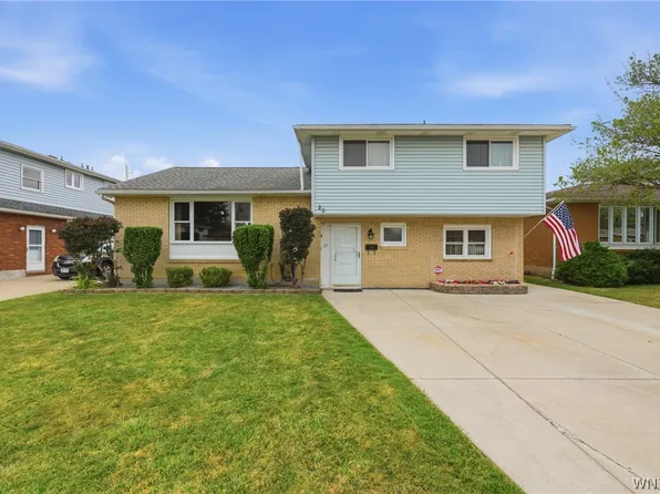 29 Rosemead Ln, Buffalo, NY 14227