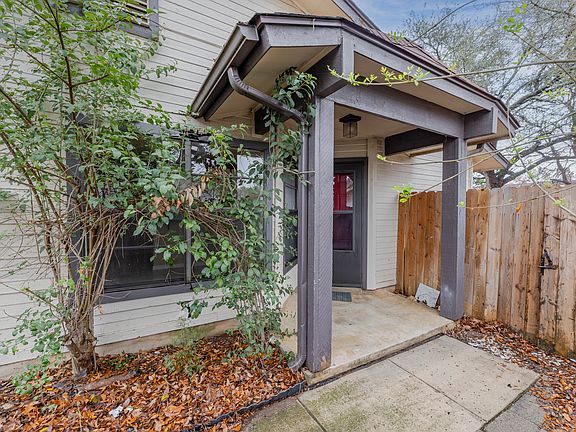 3rd image of 9402 Valley Rdg