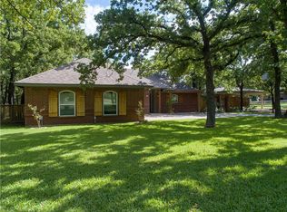 226 Deer Park Ct, Granbury, TX 76048