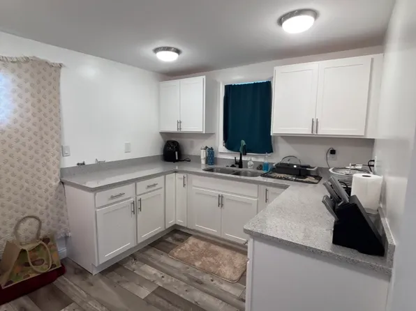 926 Cedar St, Sault Sainte Marie, MI 49783