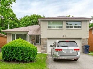 19 Palm Dr, Toronto, ON M3H 2B5