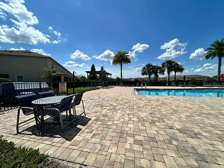 471 Arbor Lakes Dr — Photo 28