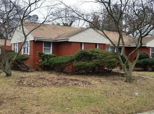 199 Tottenham Rd, Lynbrook, NY 11563