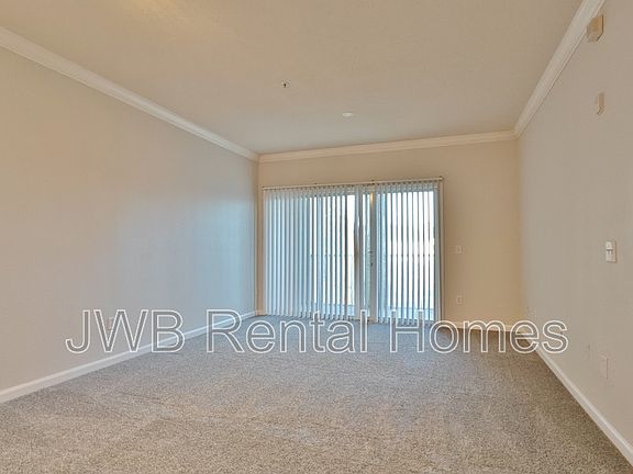 5th image of 8290 Gate Pkwy W #147