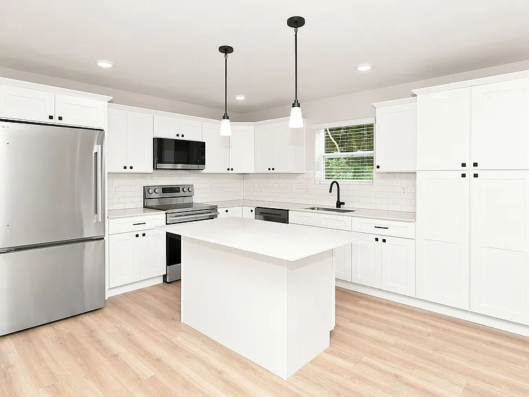 8130 Crestbrook Ct — Photo 7