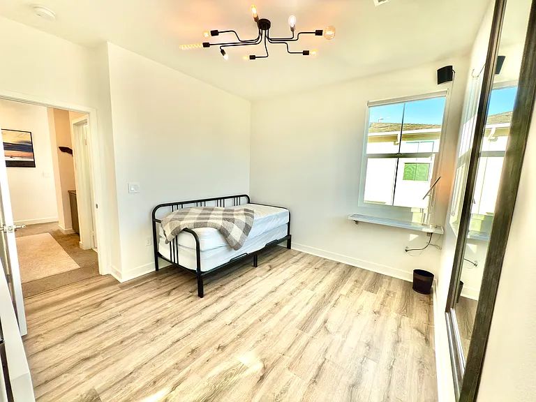 5673 Surfrider Way #105 — Photo 21