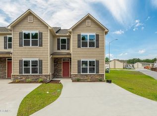 319 Glenellen Loop Rd, Midway Park, NC 28544