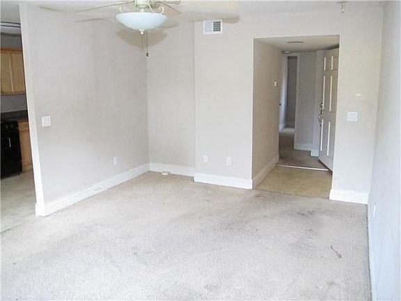 5th image of 4425 Tremont St #21