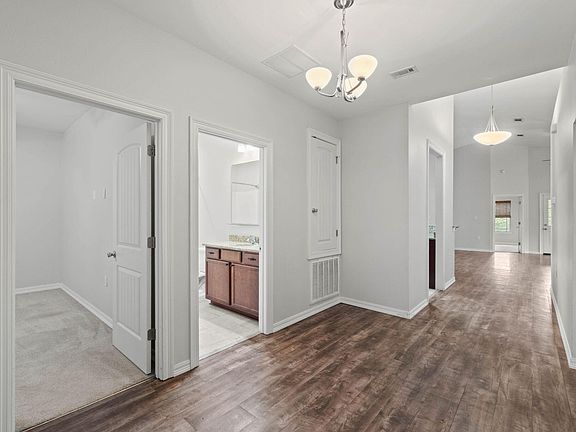 5th image of 6000 Fiori Dr