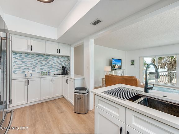 3rd image of 205 Highway A1a APT 203