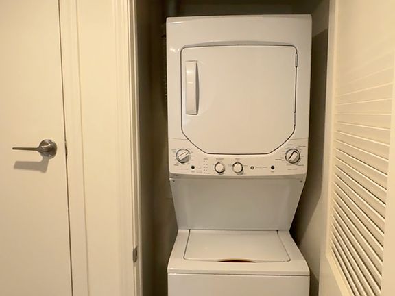 5th image of 891 Turquoise St #101