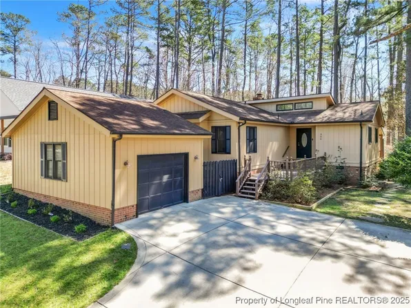 306 Harbor Trce, Sanford, NC 27332