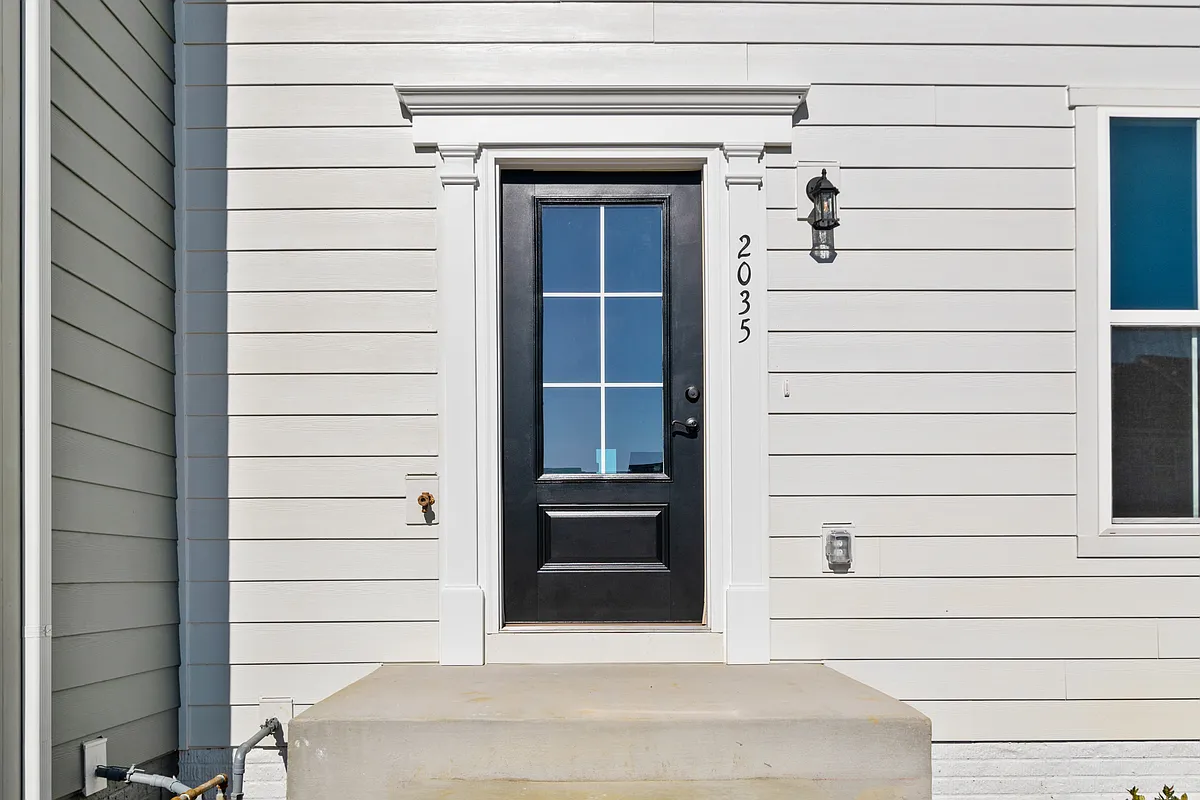 Building Photo - 3034 Deptford St