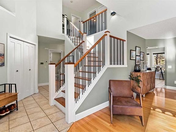 2nd image of 49 SE Macewan Ridge Close NW