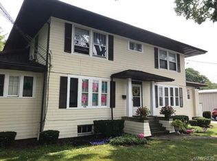 279 Lake St, Hamburg, NY 14075
