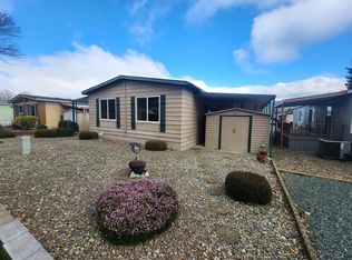 123 Waverly Dr, Grants Pass, OR 97526