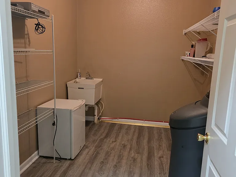 907 Bentgrass Dr — Photo 14