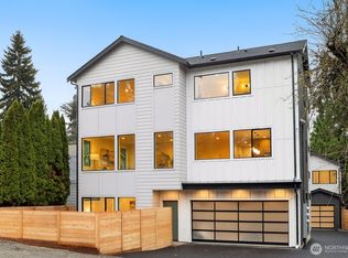 3633 NE 120th St, Seattle, WA 98125