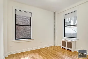 Rented by Bond New York