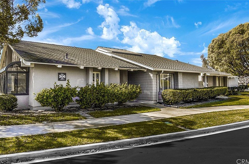 2nd image of 8866 Tulare Dr Unit 306A